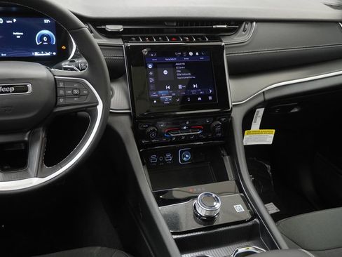 New 2026 Jeep Grand Cherokee Laredo AWD/4WD image 20