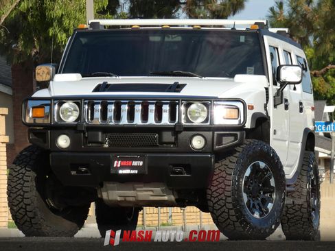 Used 2005 HUMMER H2 w/ Preferred Equipment Group AWD/4WD image 2