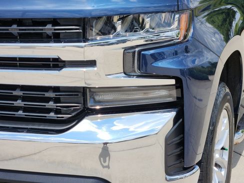 Used 2020 Chevrolet Silverado 1500 LT w/ Texas Edition RWD image 10
