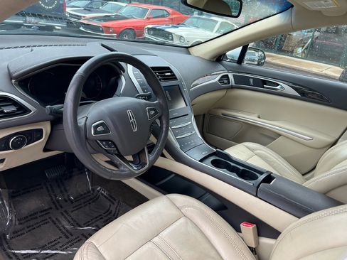 Used 2014 Lincoln MKZ AWD w/ Equipment Group 101A Select image 8