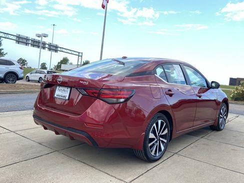 Used 2025 Nissan Sentra SV w/ SV Premium Package FWD image 8