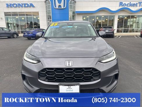Used 2025 Honda HR-V LX image 2