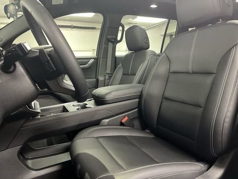 Certified 2024 GMC Acadia Elevation w/ Black Edition FWD image 40