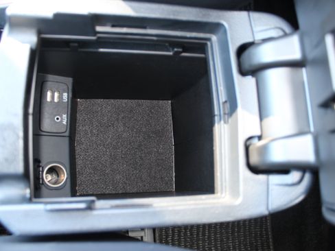 Used 2017 Subaru Forester 2.5i Touring image 37