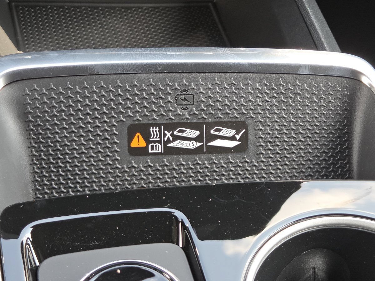 New 2027 Chevrolet Equinox LT w/ Convenience Package II FWD image 11