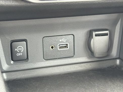 Used 2025 Nissan Sentra S FWD image 17