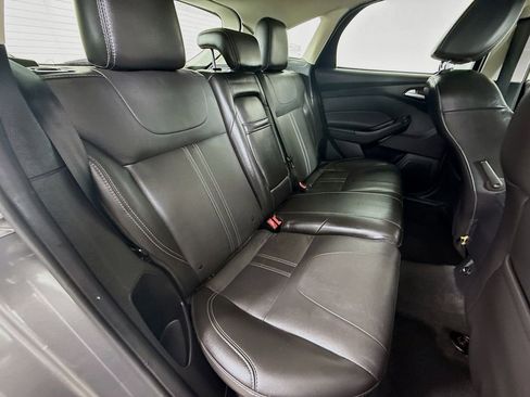 Used 2013 Ford Focus SE image 24