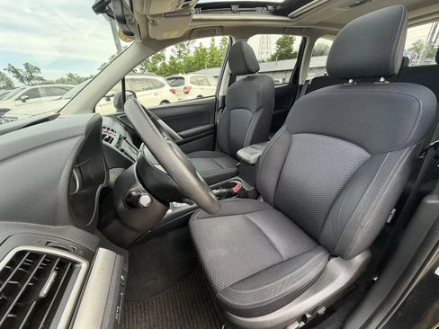 Used 2016 Subaru Forester 2.5i Premium w/ All-Weather Package AWD/4WD image 13