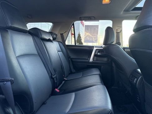 Certified 2019 Toyota 4Runner SR5 Premium image 29