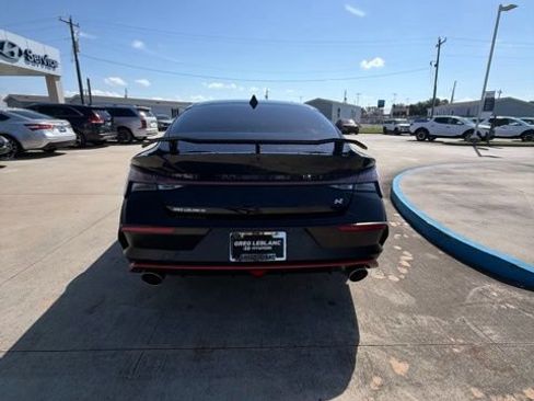 Used 2025 Hyundai Elantra N FWD image 4