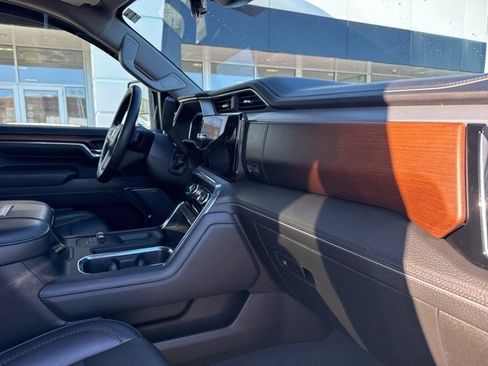 Used 2024 GMC Sierra 2500 Denali w/ Denali Reserve Package image 37