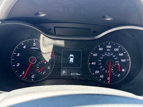 Used 2016 Hyundai Veloster Turbo FWD image 22