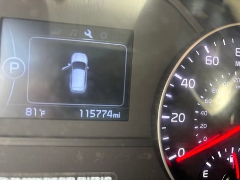 Used 2018 Kia Sportage LX FWD image 14