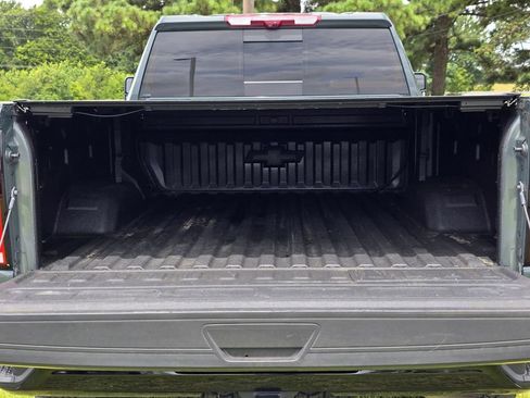 Used 2025 Chevrolet Silverado 2500 ZR2 w/ Technology Package AWD/4WD image 49