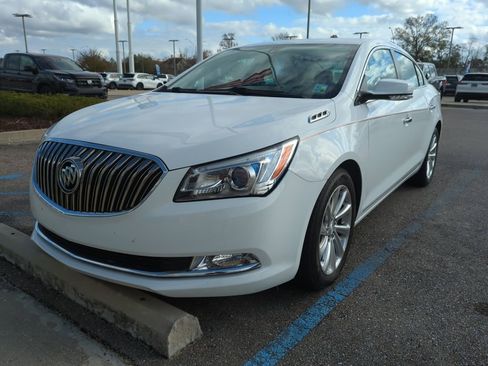 Used 2014 Buick LaCrosse Leather image 1