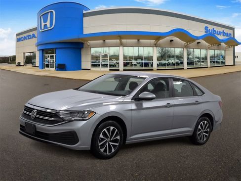 Used 2024 Volkswagen Jetta S image 4