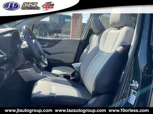Used 2023 Subaru Forester Premium AWD/4WD image 10