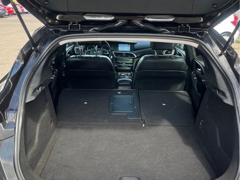 Used 2018 INFINITI QX30 AWD image 14