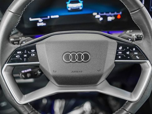 Certified 2025 Audi Q5 Premium w/ Premium Plus AWD/4WD image 16