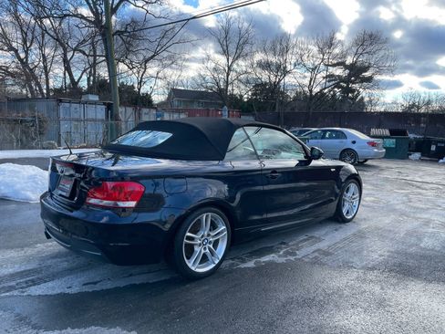 Used 2013 BMW 135i Convertible image 28