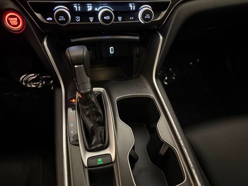 Used 2019 Honda Accord LX image 17