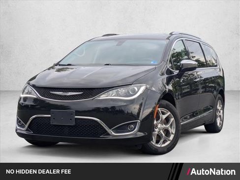 Used 2020 Chrysler Pacifica Limited FWD image 1