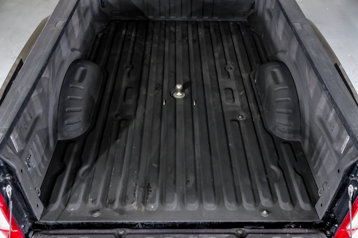 Used 2020 Ford F350 Platinum w/ FX4 Off-Road Package AWD/4WD image 54