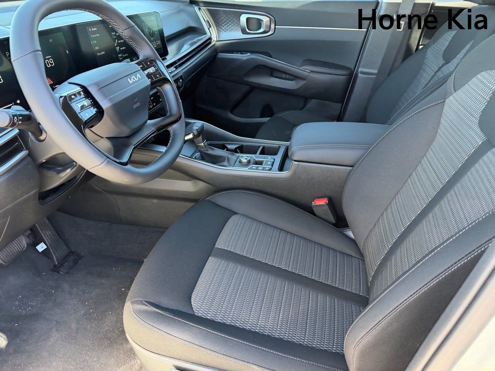 New 2026 Kia Sorento LX FWD image 16