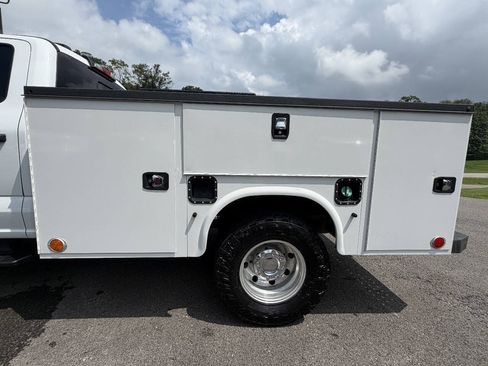 Used 2024 Ford F350 XL w/ XL Chrome Package AWD/4WD image 7