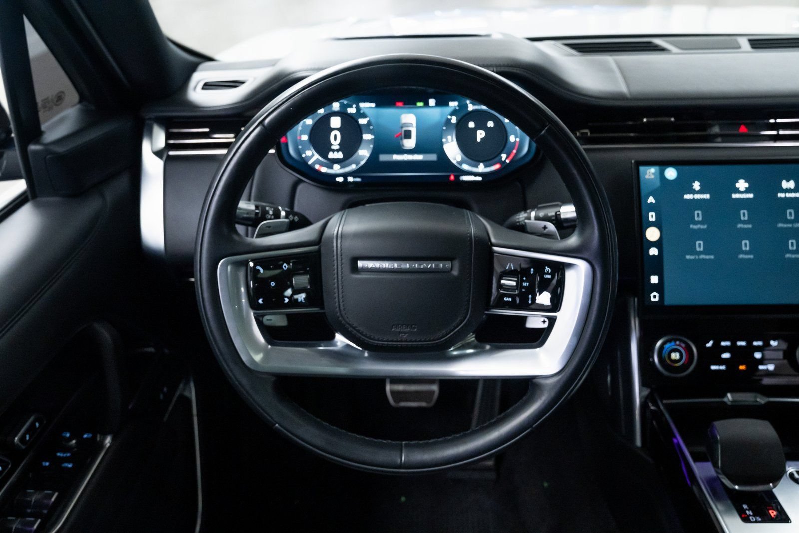 Used 2022 Land Rover Range Rover SE AWD/4WD image 12