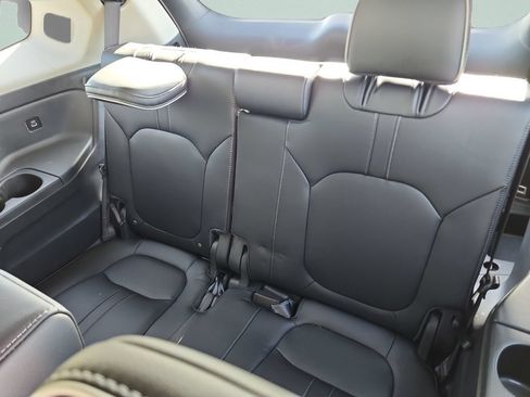 Certified 2023 Honda Pilot Elite image 38