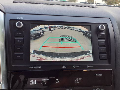 Used 2020 Toyota Sequoia Platinum RWD image 18