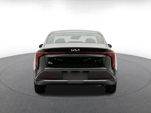 Used 2025 Kia K4 FWD image 6