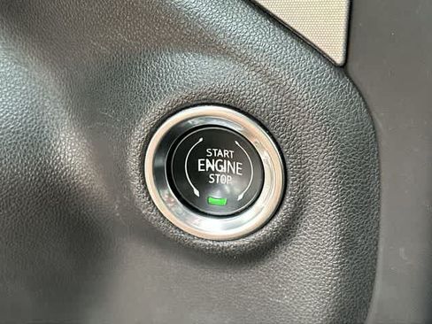 Used 2021 GMC Sierra 1500 SLE AWD/4WD image 10