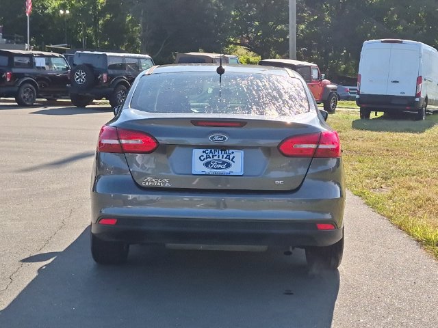 Used 2018 Ford Focus SE FWD image 12