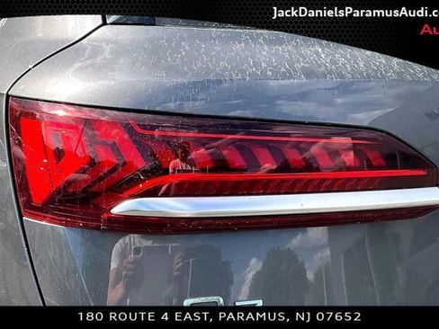 Used 2023 Audi Q7 2.0T Premium w/ Convenience Package AWD/4WD image 22