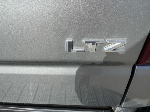 Used 2023 Chevrolet Silverado 1500 LTZ AWD/4WD image 29