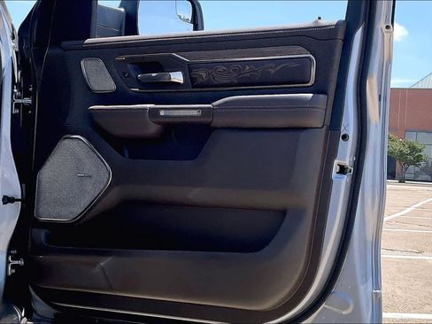 Used 2025 RAM 1500 Limited w/ Off Road Group AWD/4WD image 28