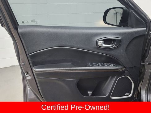 Certified 2021 Jeep Compass Limited w/ Sun and Sound Group image 9