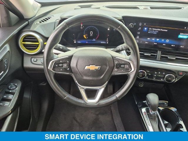 Used 2024 Chevrolet Trax LT w/ Driver Confidence Package FWD image 16