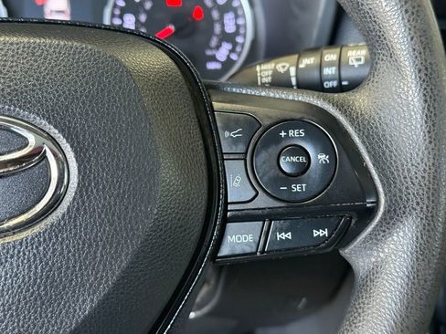 Used 2019 Toyota RAV4 XLE w/ Carpet Mat Package image 23