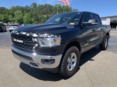 Used 2022 RAM 1500 Big Horn RWD image 10