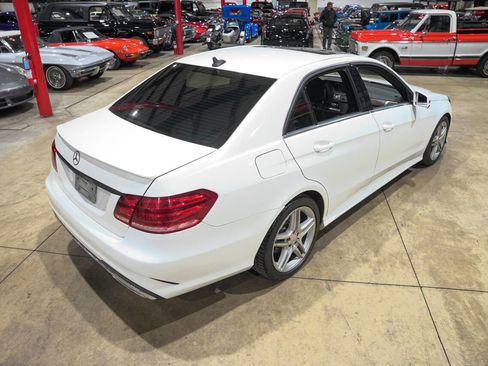 Used 2014 Mercedes-Benz E 350 E 350 Luxury 4MATIC AWD 4dr Se image 17