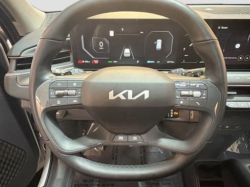 Used 2024 Kia EV9 Wind AWD/4WD image 18