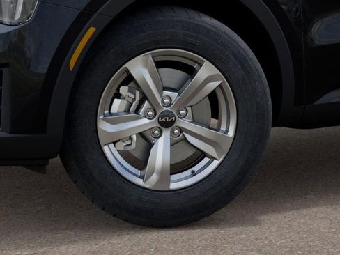 New 2026 Kia Sorento LX image 9