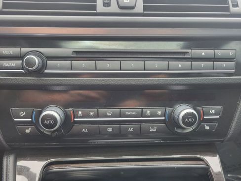 Used 2013 BMW 528i xDrive Sedan image 28