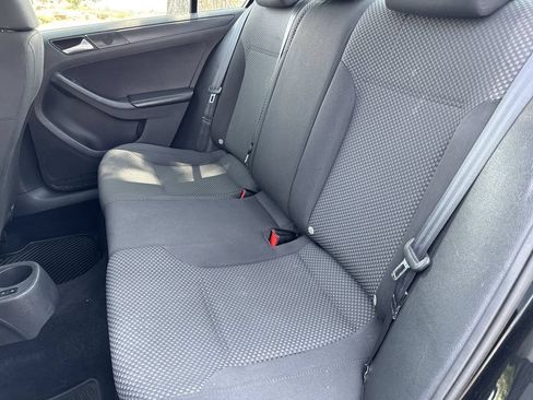 Used 2013 Volkswagen Jetta S FWD image 10