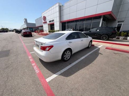 Used 2009 Lexus ES 350 w/ Premium Pkg Plus FWD image 2