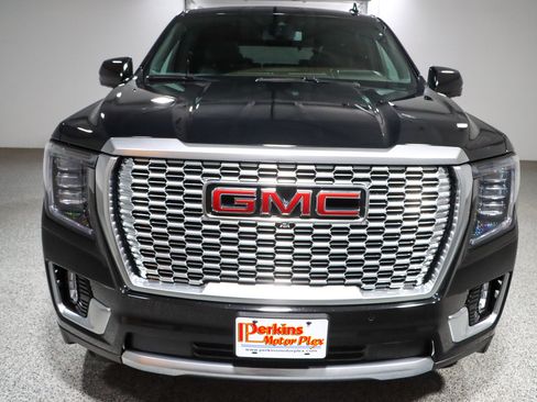 Used 2023 GMC Yukon Denali w/ Max Trailering Package AWD/4WD image 4