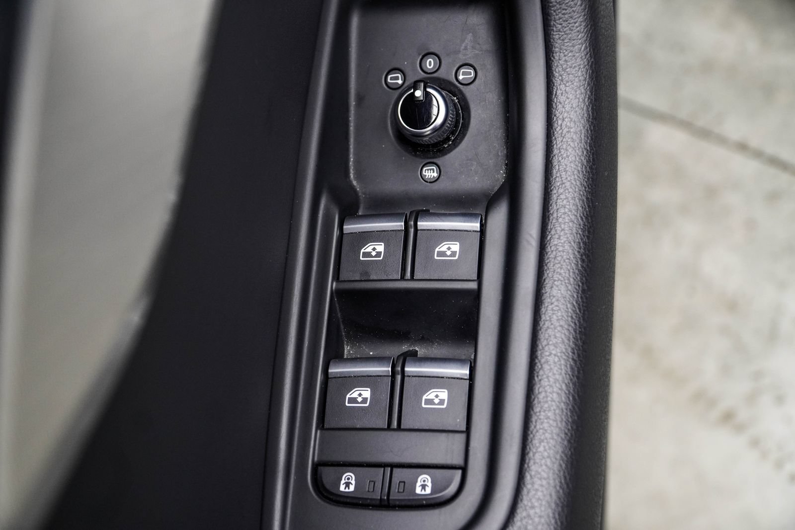 Used 2025 Audi A5 2.0T Premium AWD/4WD image 38